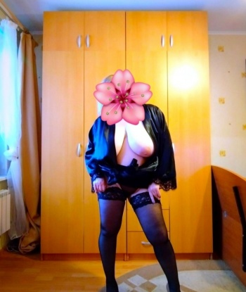 Искусная фея ждет встречи с состоятельным мужчиной. Готова расслабить тебя и погрузить в мир наслаждений. Все встречи строго конфиденциальны. Жду тебя, родной! 784, 34 года